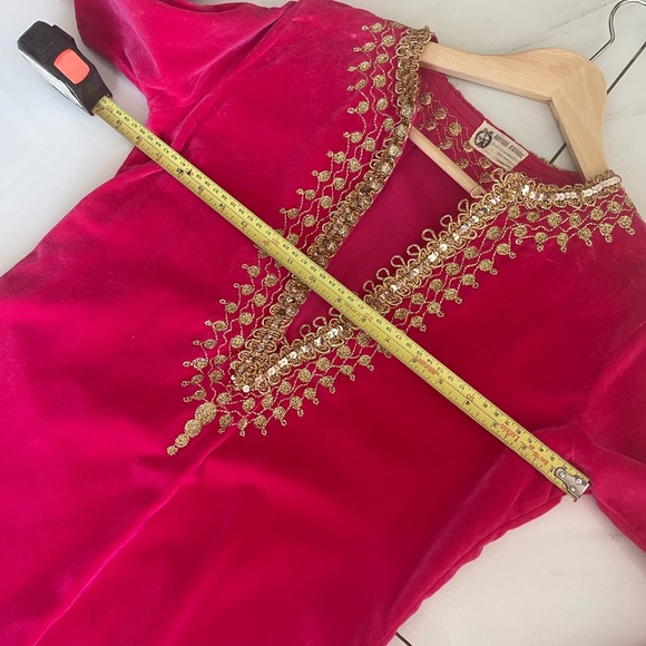 Vintage Moroccan Caftan from Africa Raspberry Pink Velvet S - Picture 7 of 9